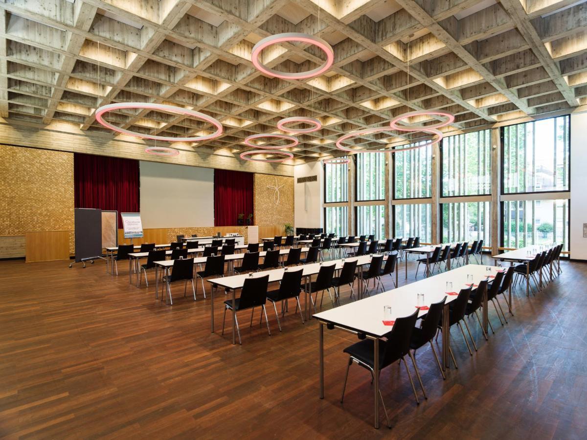 Bildungshaus St. Bernhard - Wohnen Und Tagen Hotell Rastatt Exteriör bild