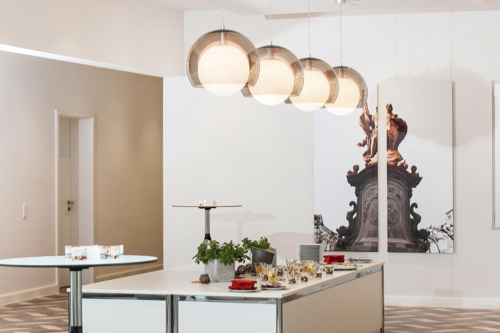 Bildungshaus St. Bernhard - Wohnen Und Tagen Hotell Rastatt Exteriör bild